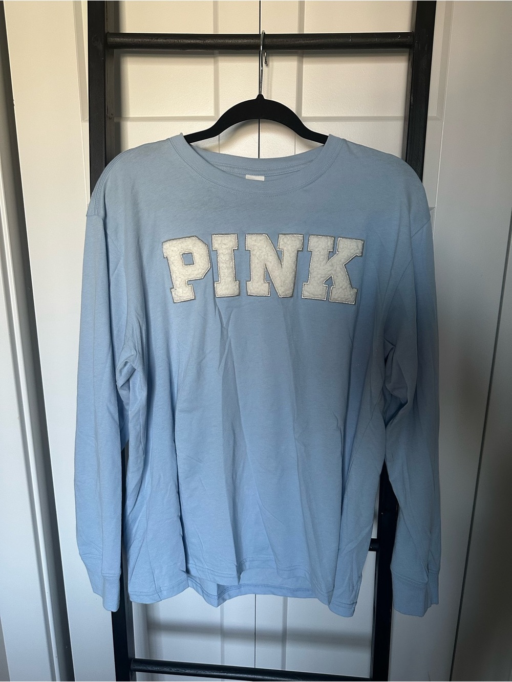 PINK Victoria's Secret Light Blue Long Sleeve Tee with White Appliqué